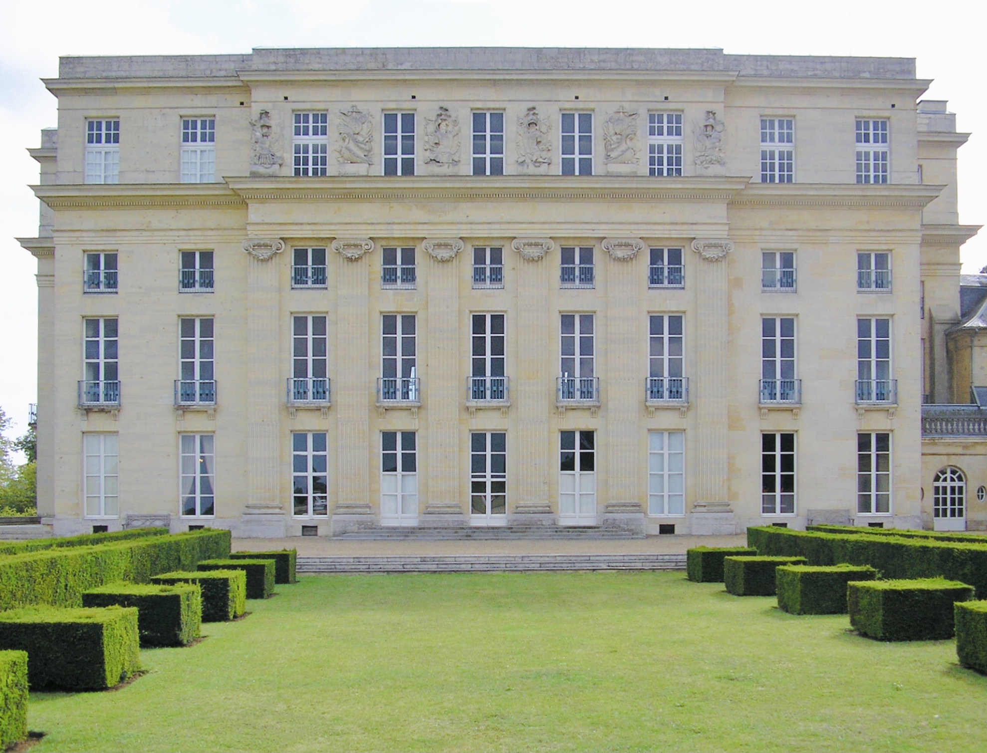 Bénouville — illustration