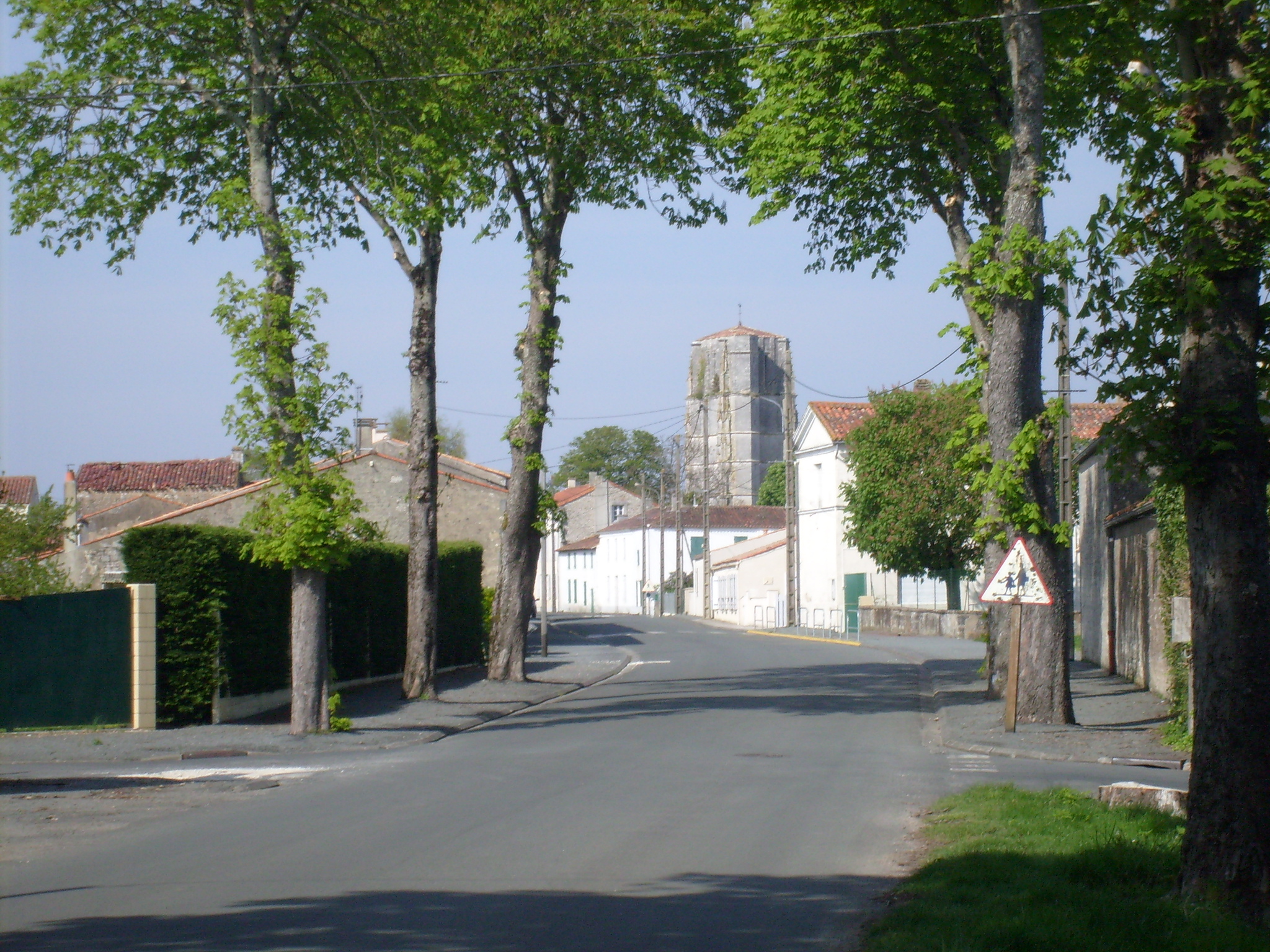 Saint-Jean-d'Angle — illustration