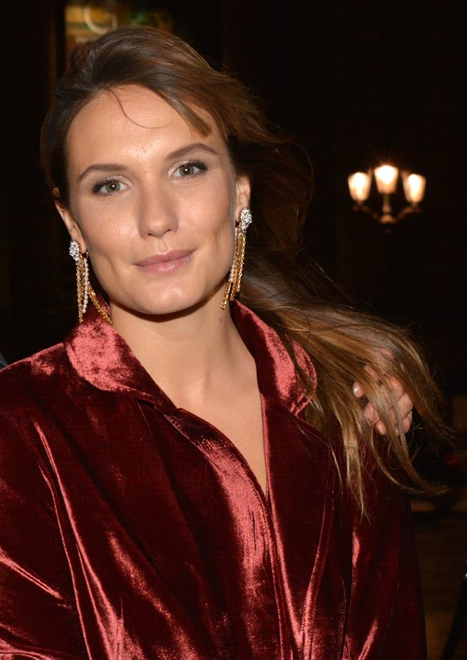 Ana  Girardot