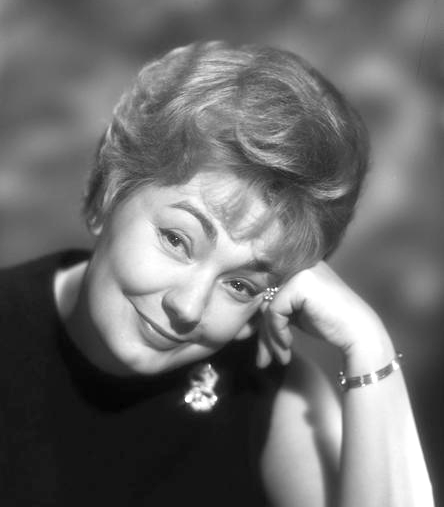 Anne-Marie  Carrière