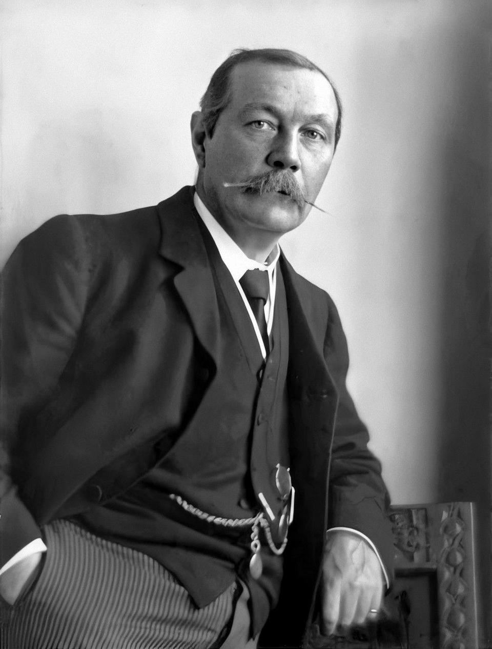 Arthur  Conan Doyle