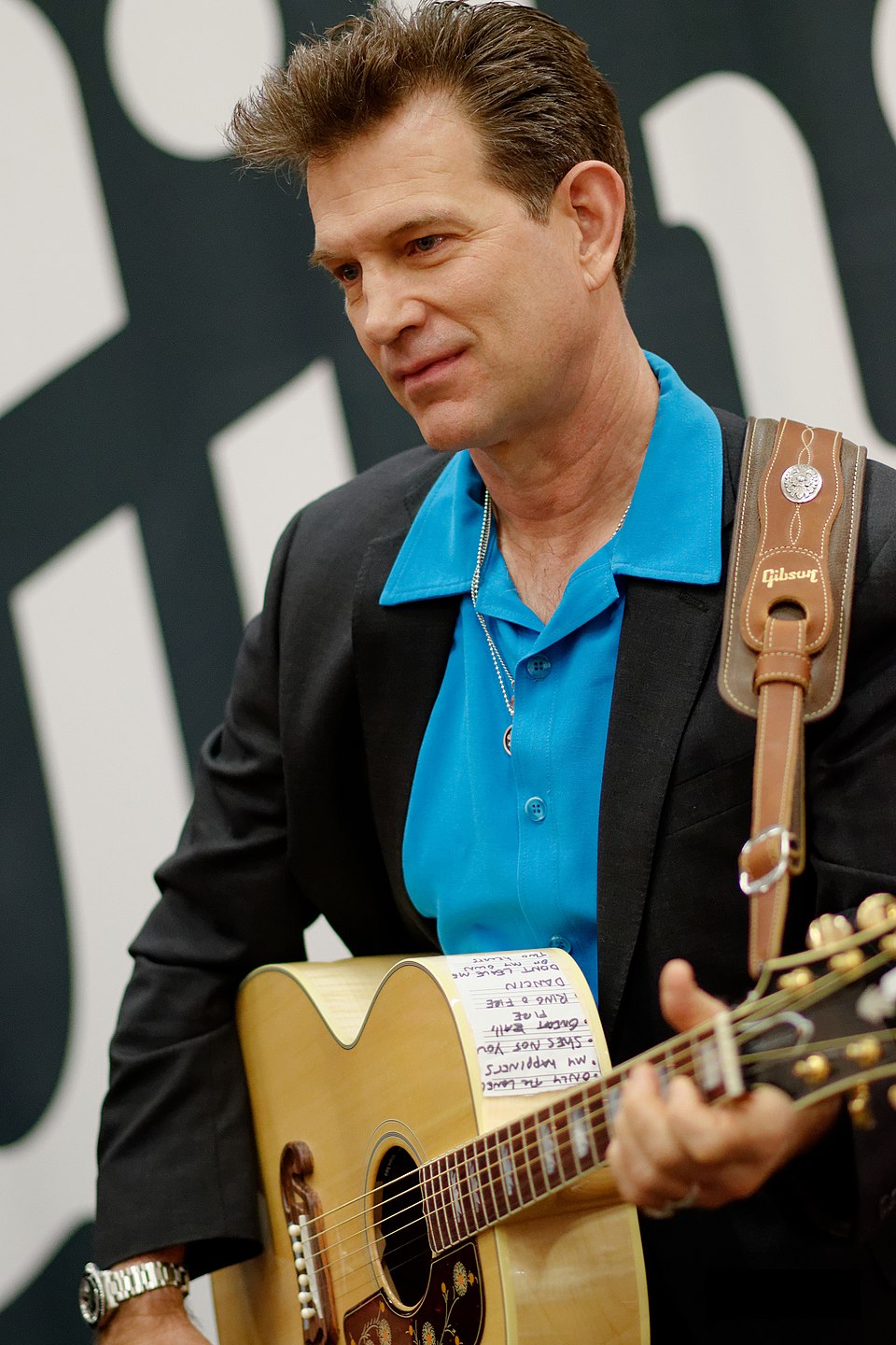 Chris  Isaak