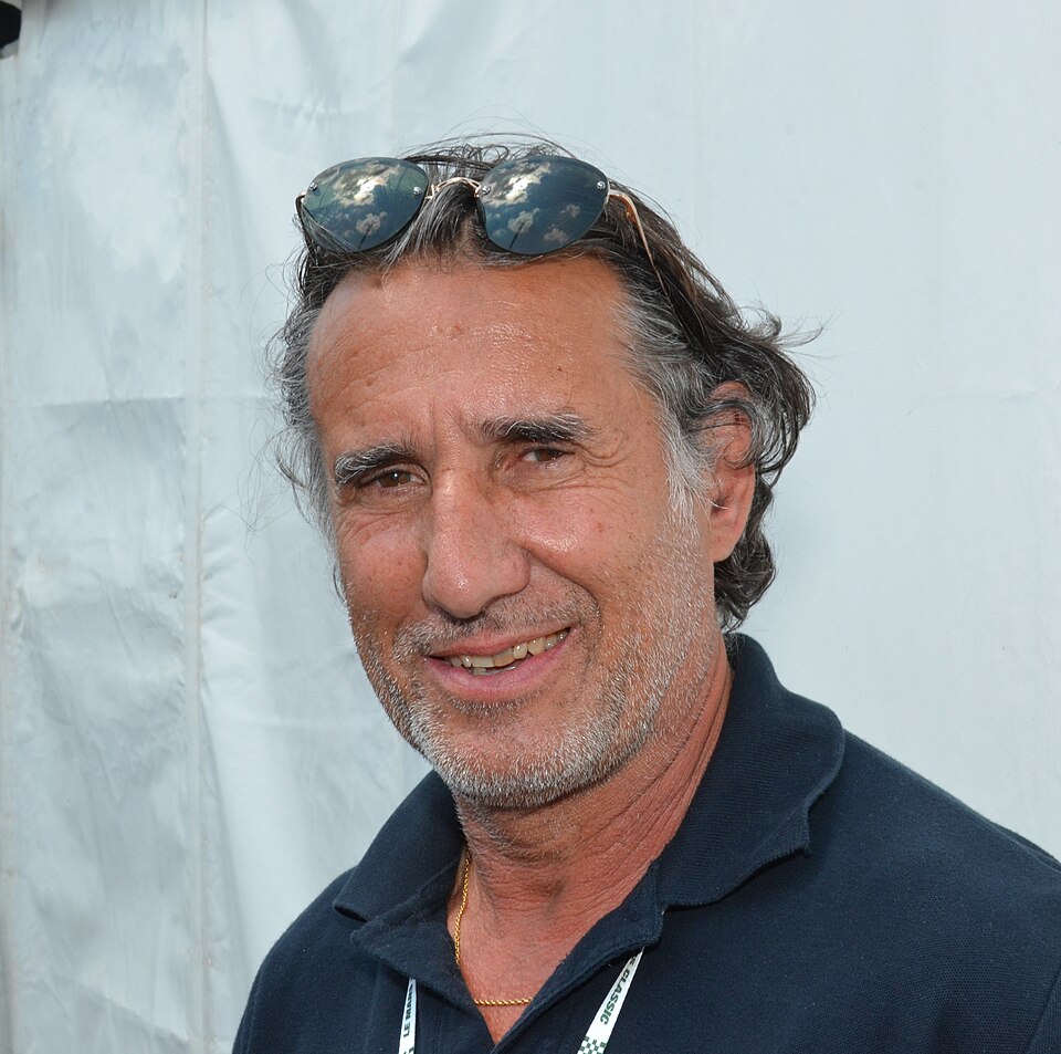 Cyril  Neveu