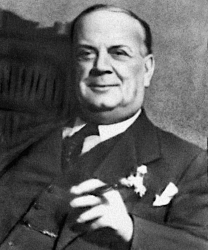 Guccio  Gucci