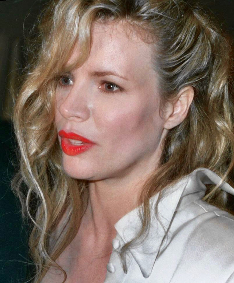 Kim  Basinger