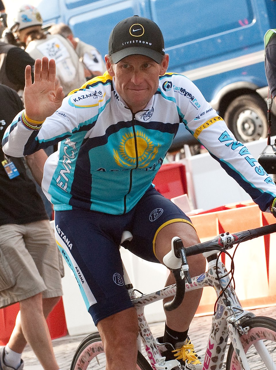 Lance  Armstrong