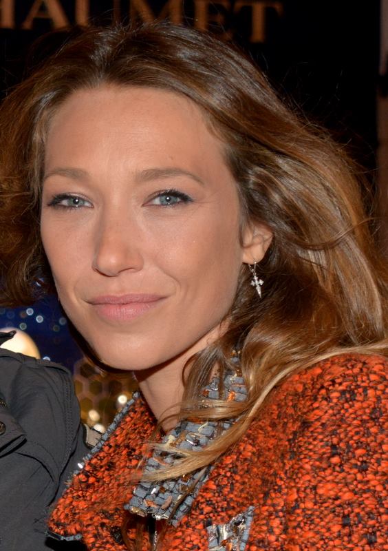 Laura  Smet