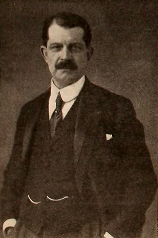 Léon  Gaumont