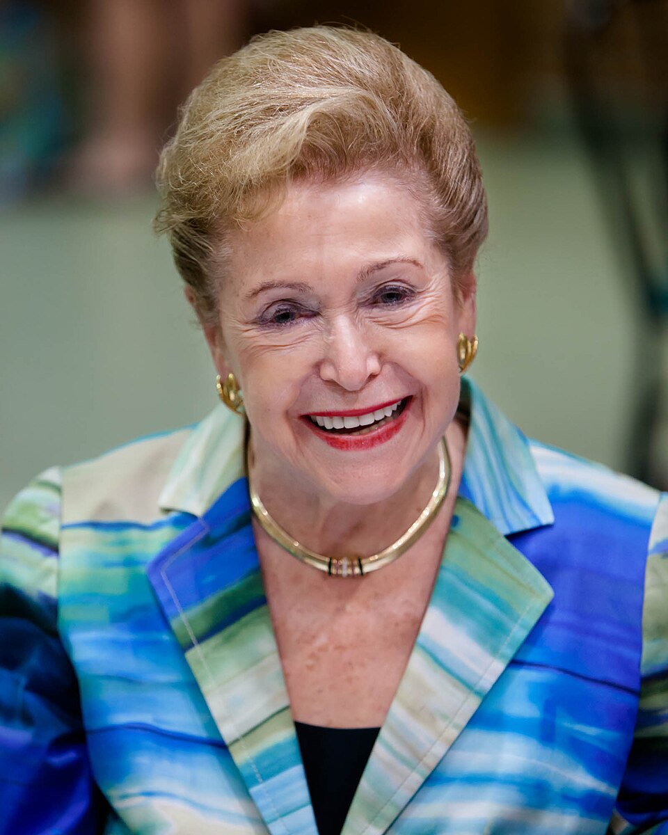 Mary  Higgins Clark
