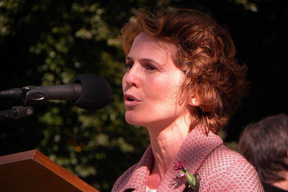 Maureen  Dor