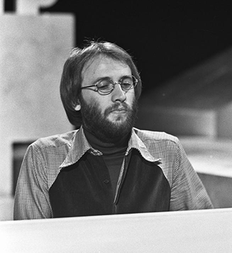 Maurice  Gibb