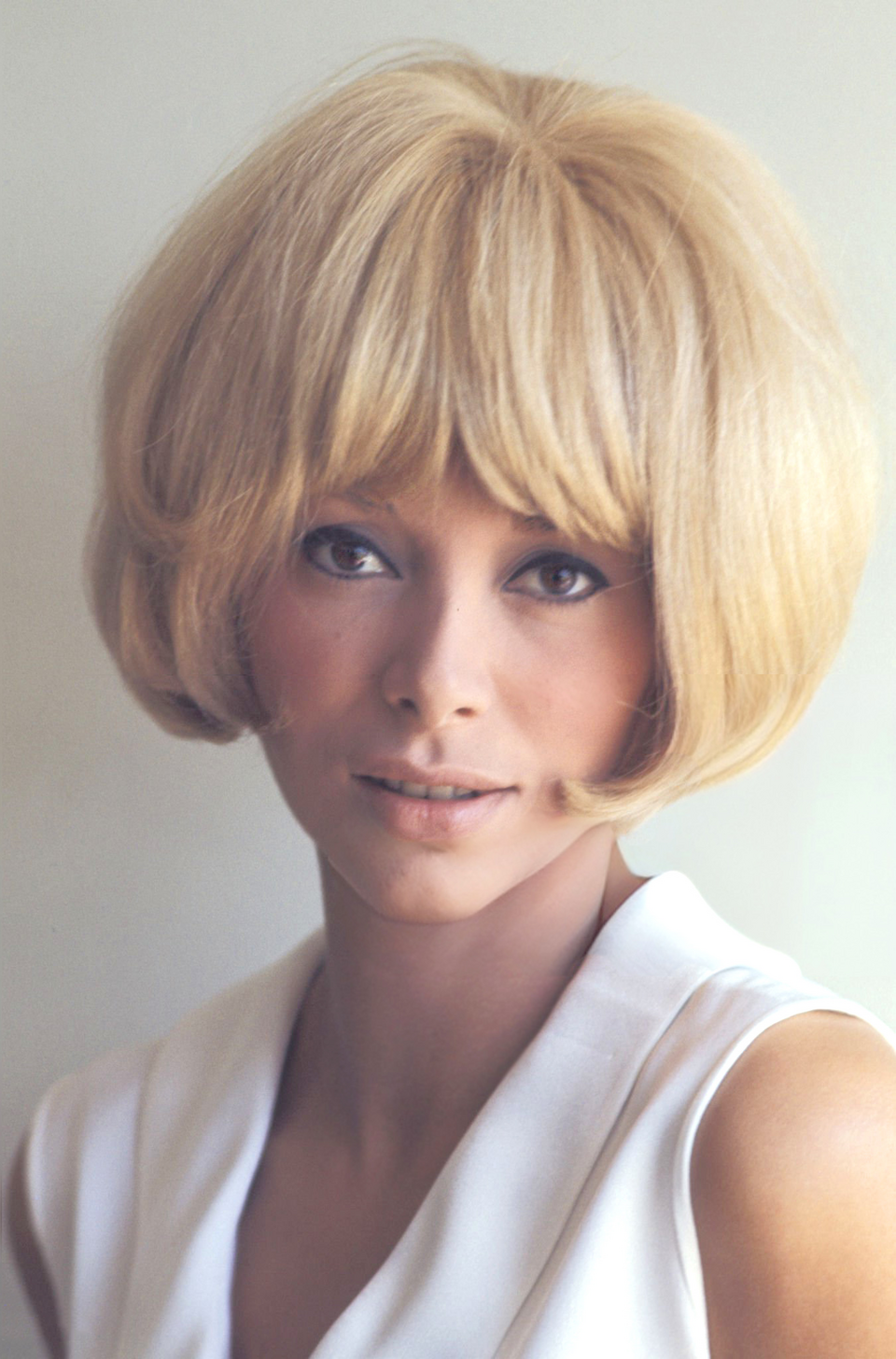 Mireille  Darc