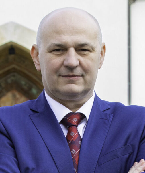 Mislav  Kolakušić