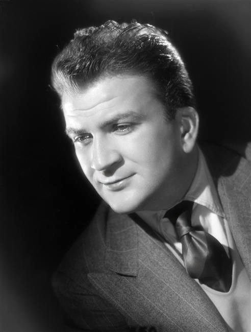 Pierre  Mondy