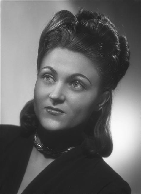 Renée  Faure