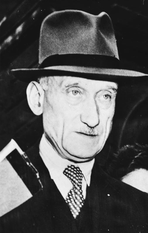 Robert  Schuman