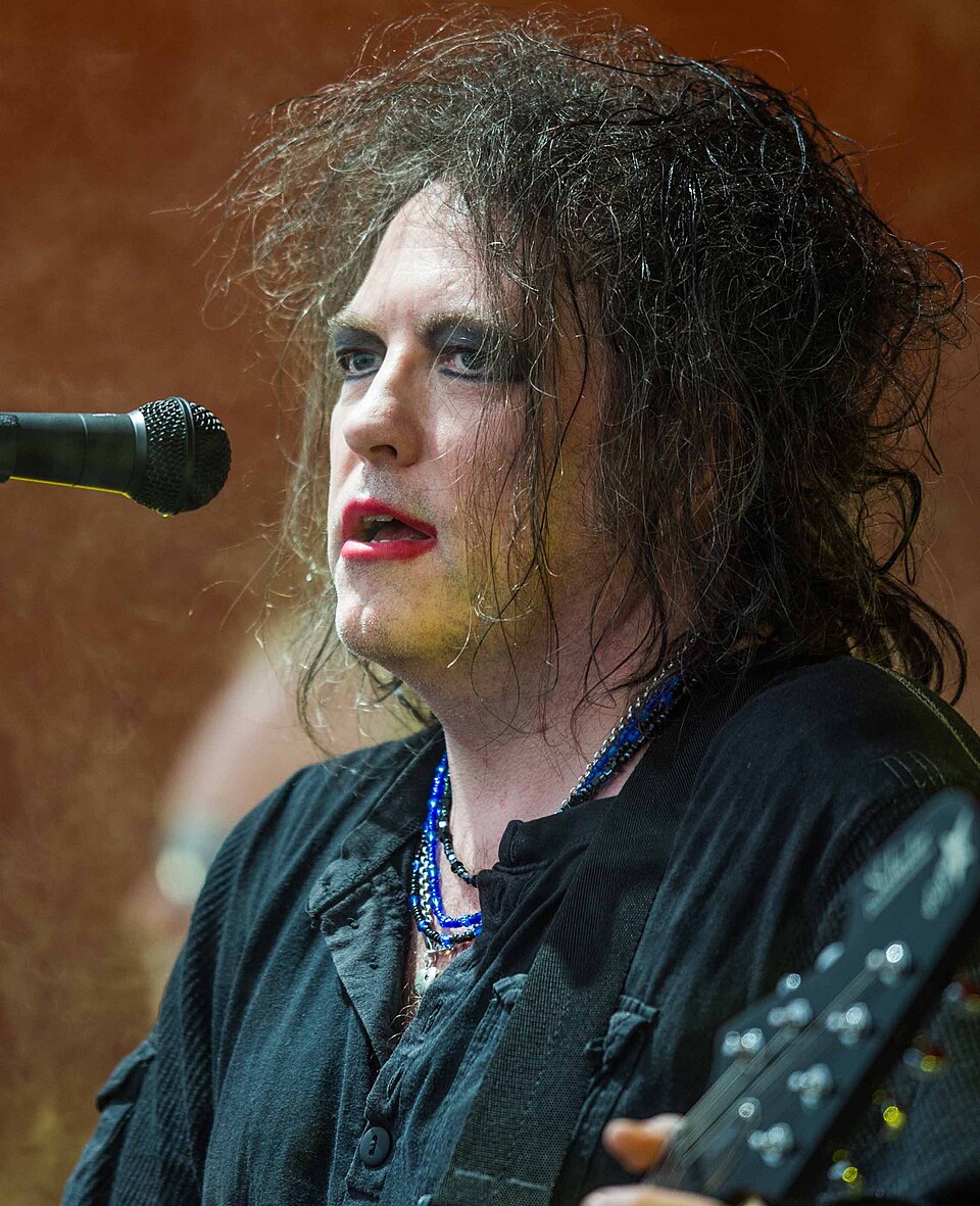 Robert  Smith