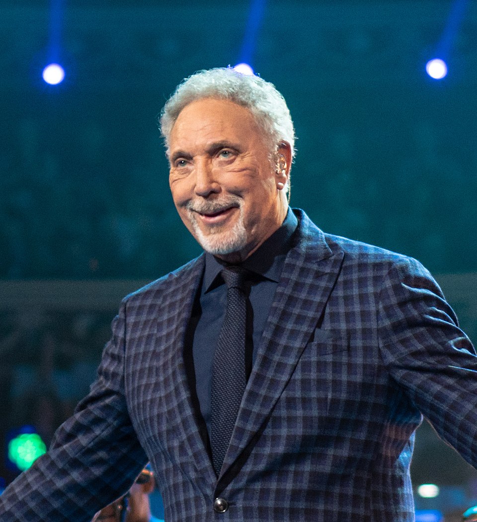 Tom  Jones