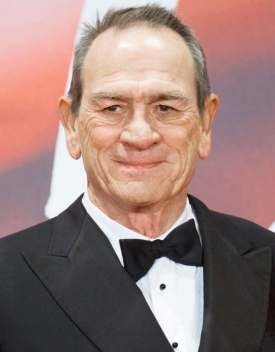 Tommy  Lee Jones