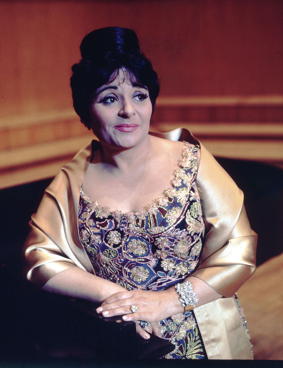 Victoria  de los Ángeles